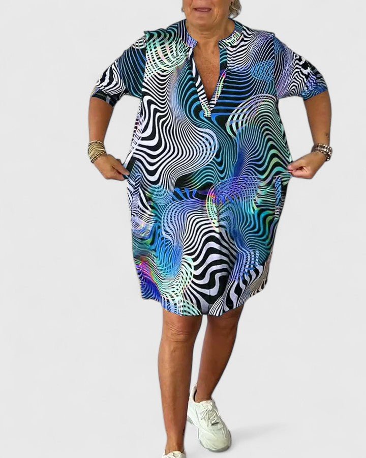 Przytula™ | Helinae  Stylowa Sukienka z Dekoltem w Kształcie V