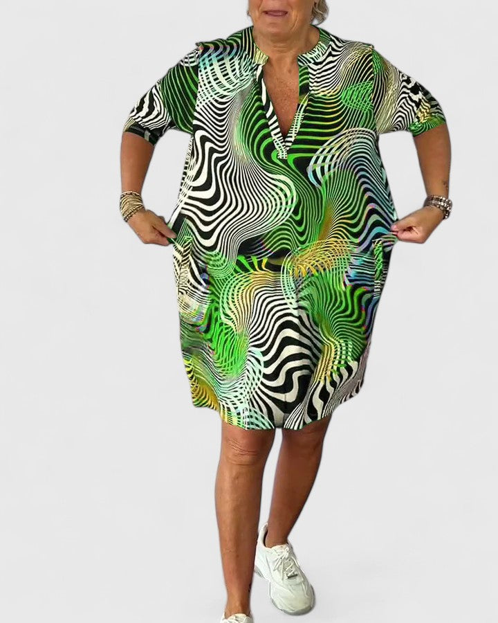 Przytula™ | Helinae  Stylowa Sukienka z Dekoltem w Kształcie V