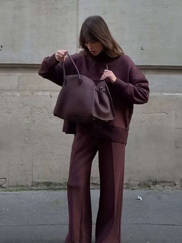 Przytula™ | Lena — Komplet luźnej bluzy i spodni pasujących do siebie