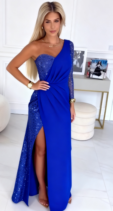 Przytula™ | Oriana — Elegancka Asymetryczna Suknia Maxi z Cekinami i Zmysłowym Rozcięciem