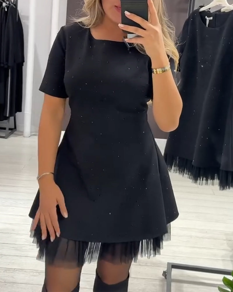 Przytula™ | Celestina — Elegancka Sukienka Mini z Subtelnym Połyskiem i Zwiewnym Tiulowym Wykończeniem